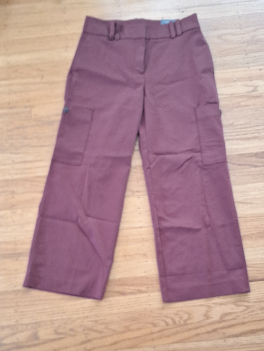 Chico's Wide-Leg Cargo Pants in Maroon/Wine